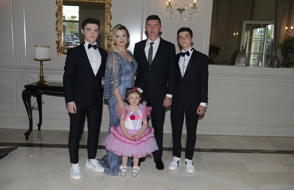 Yusuf Hamza onuruna görkemli gece