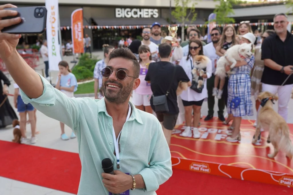 Pati dostlarına muhteşem yarışma