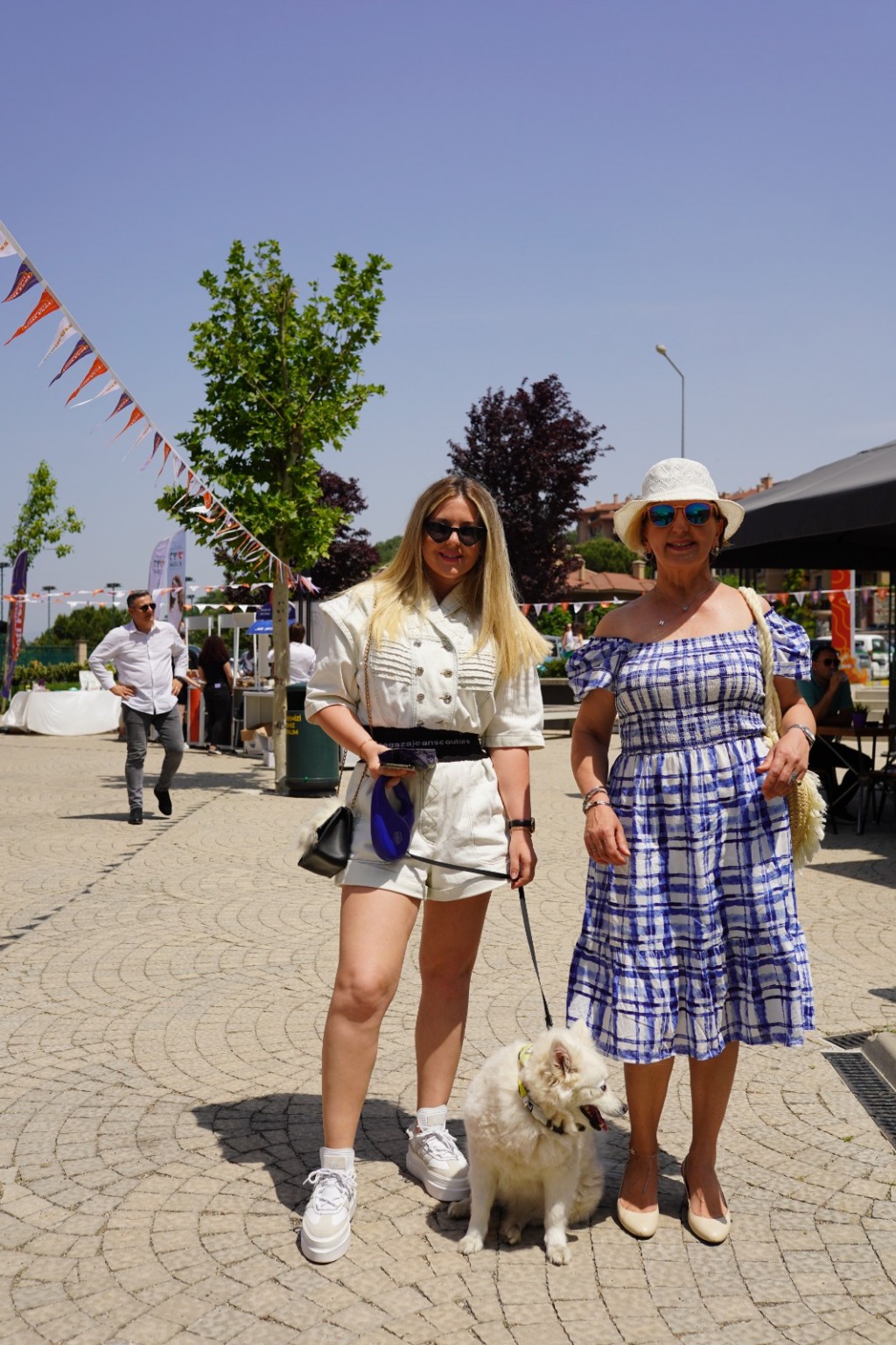 Pati dostlarına muhteşem yarışma