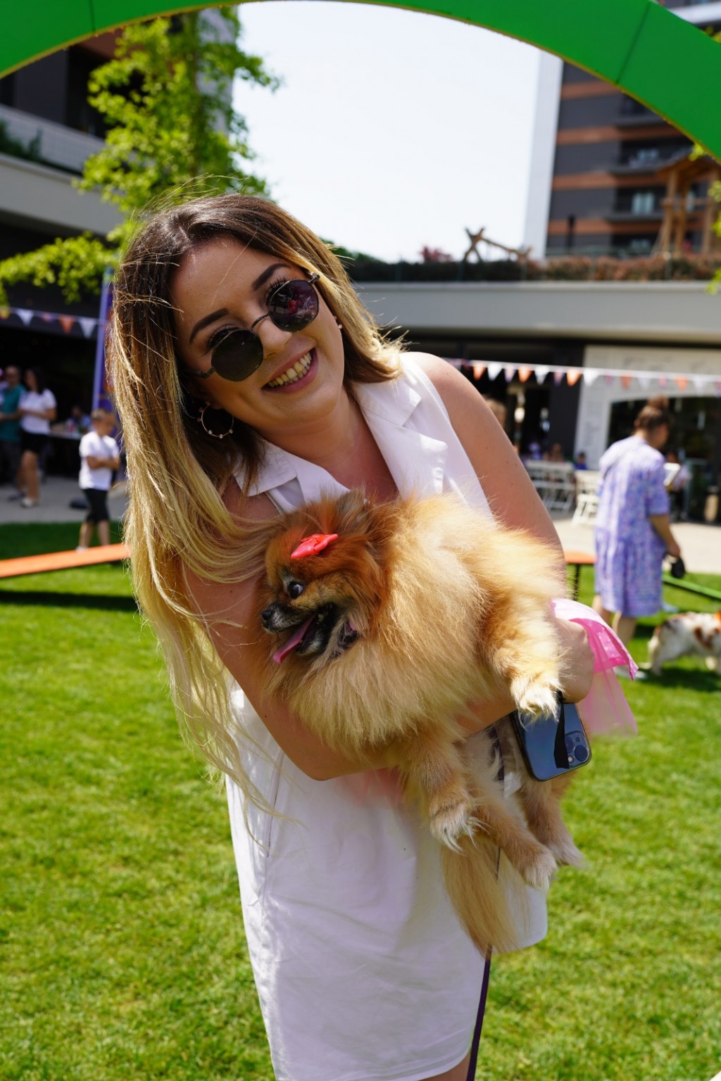 Pati dostlarına muhteşem yarışma