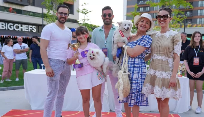 Pati dostlarına muhteşem yarışma