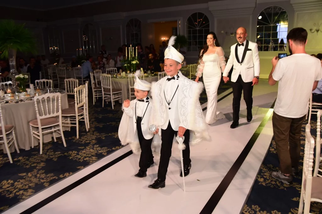 Poyraz ile Mert'in gecesi