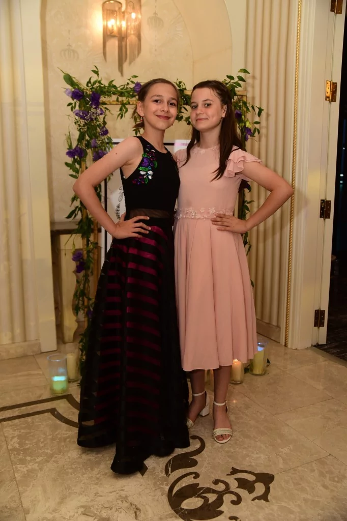 Mutluluğa yelken açtılar  Büşra Altay ile Yağız Orkun Okumuş, Deluxe Bursa'da düzenlenen renkli düğünle dünya evine girdi.