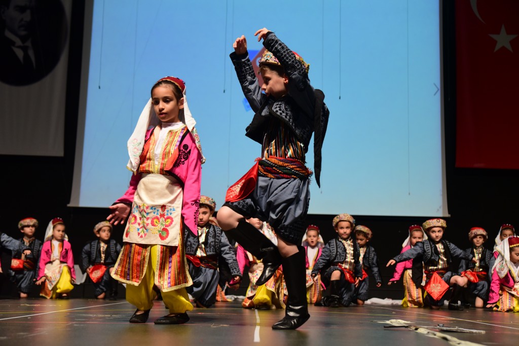 Egeberk'te mezuniyet coşkusu