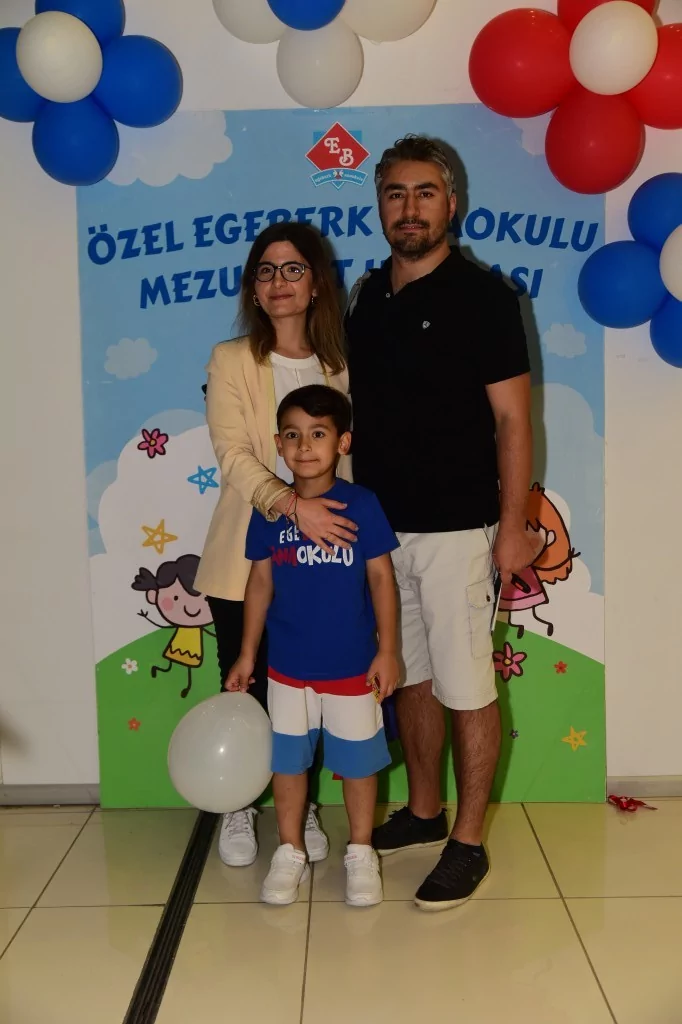 Egeberk'te mezuniyet coşkusu