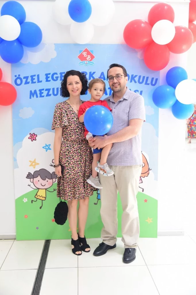 Egeberk'te mezuniyet coşkusu