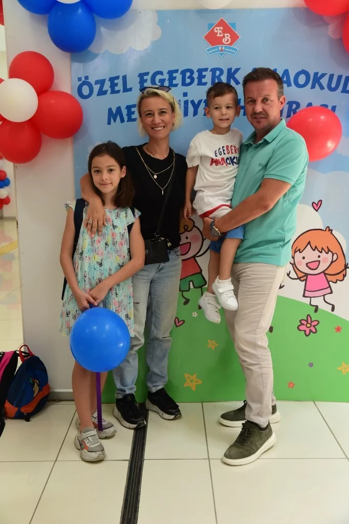 Egeberk'te mezuniyet coşkusu