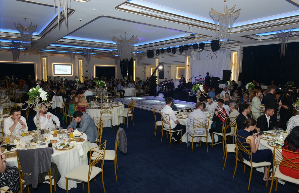 Deluxe Bursa'da görkemli düğün