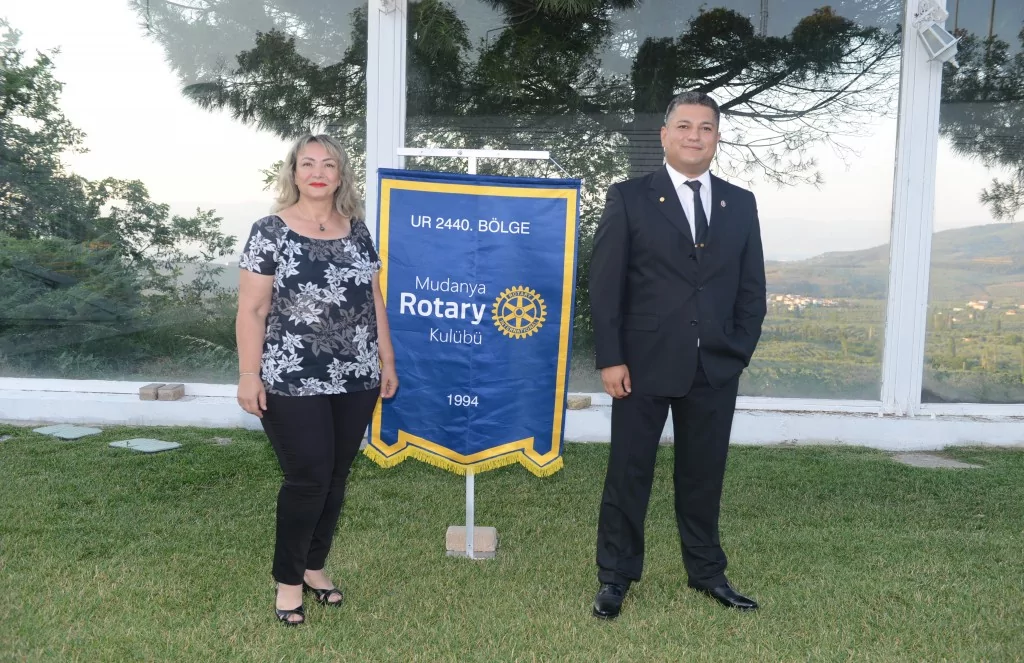 Mudanya Rotary'de yeni dönem  Mudanya Rotary'de  devir teslim heyecanı