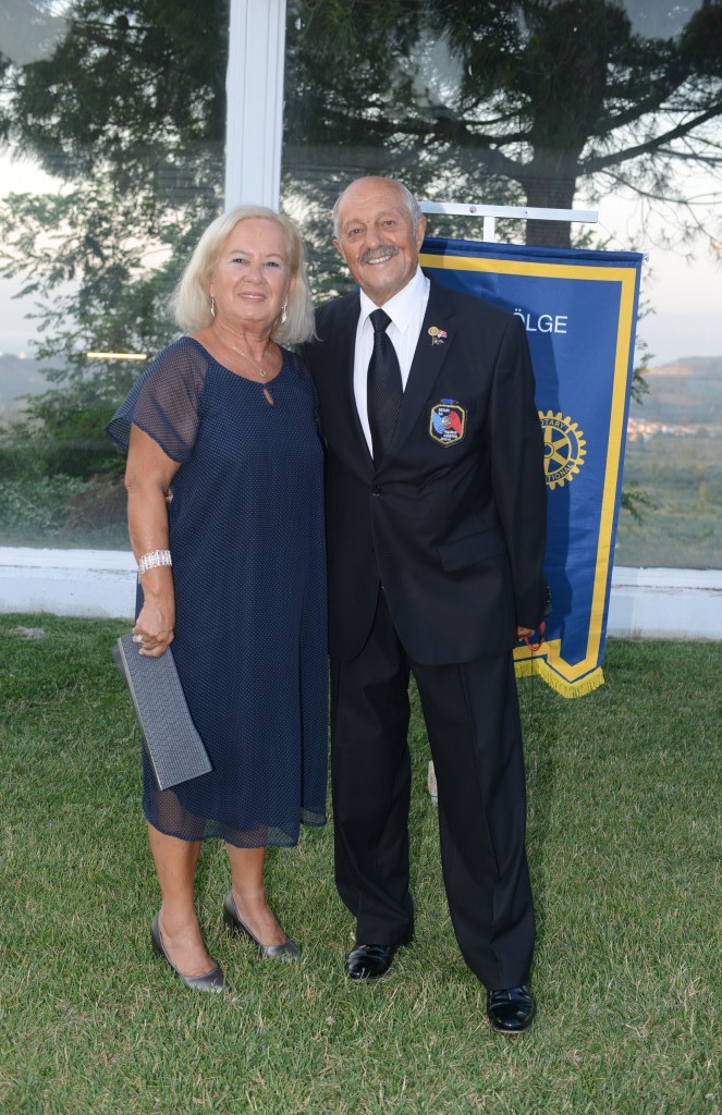 Mudanya Rotary'de yeni dönem  Mudanya Rotary'de  devir teslim heyecanı