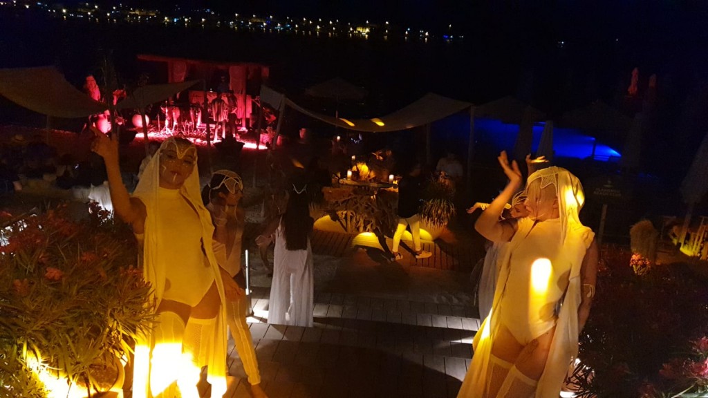 Bursalı ressam Nazlı Sakder karma sergide yer aldı