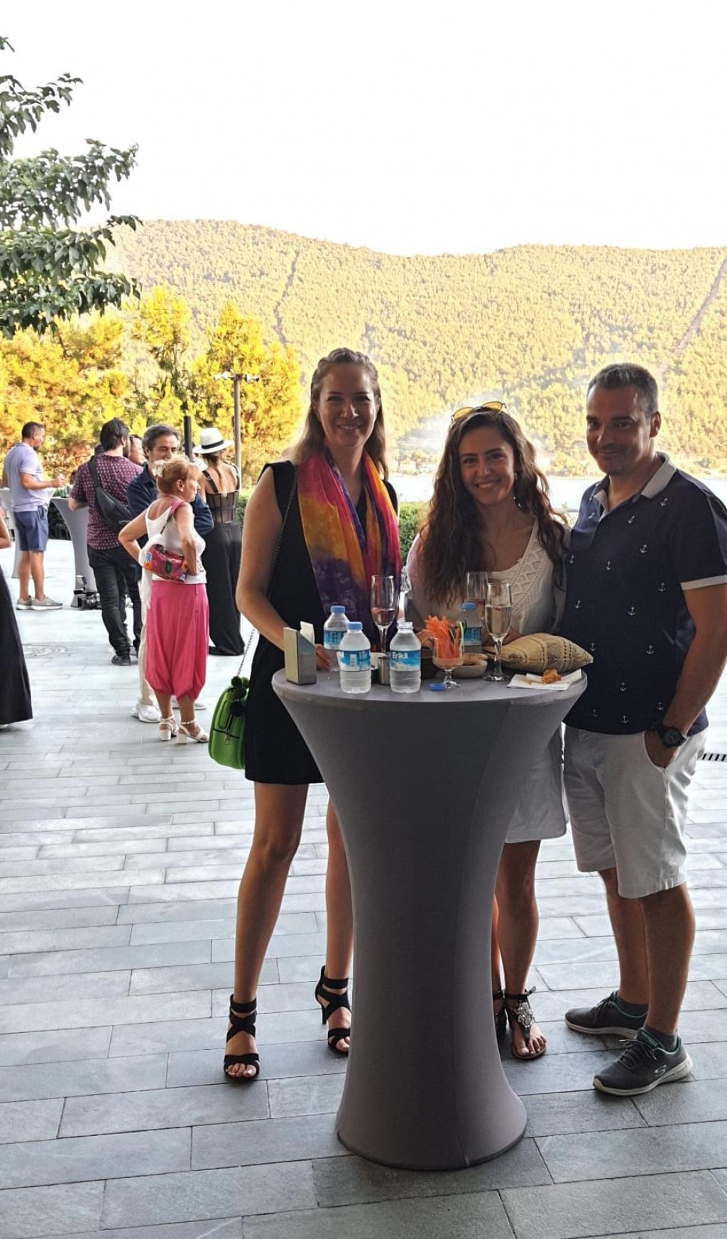 Bursalı ressam Nazlı Sakder karma sergide yer aldı