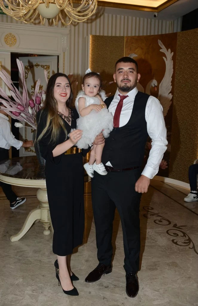 Mutluluk dolu gece  İmran Özger ve Batuhan Acar