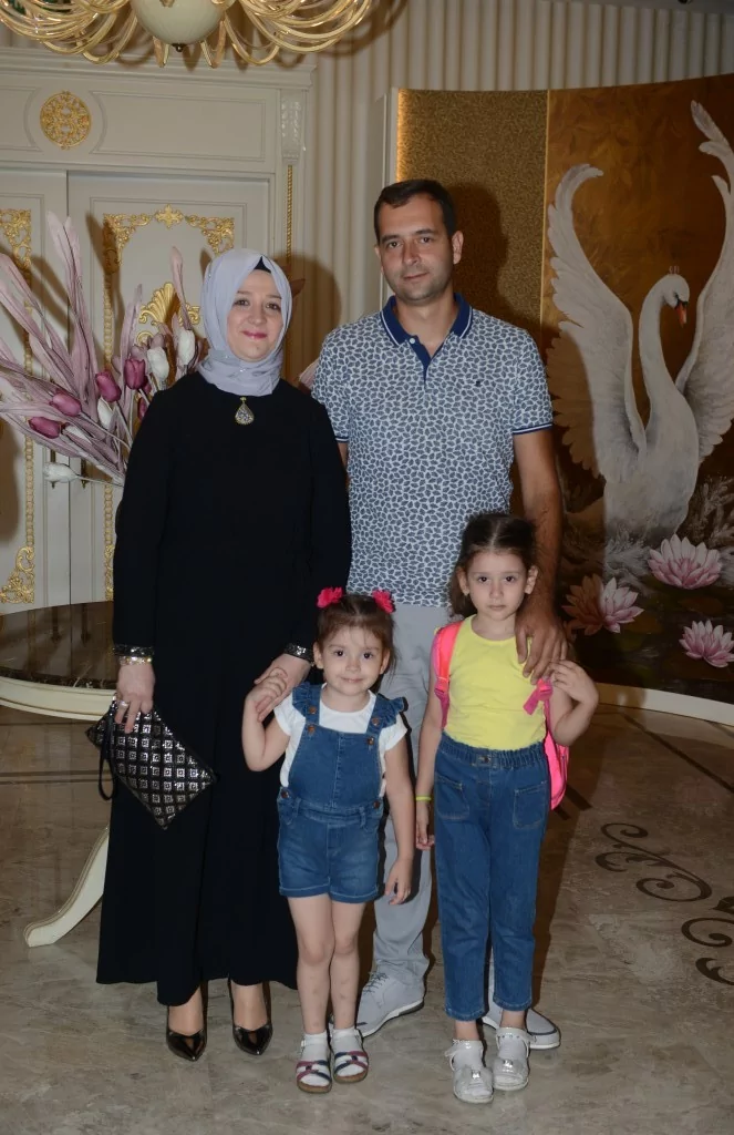 Mutluluk dolu gece  İmran Özger ve Batuhan Acar