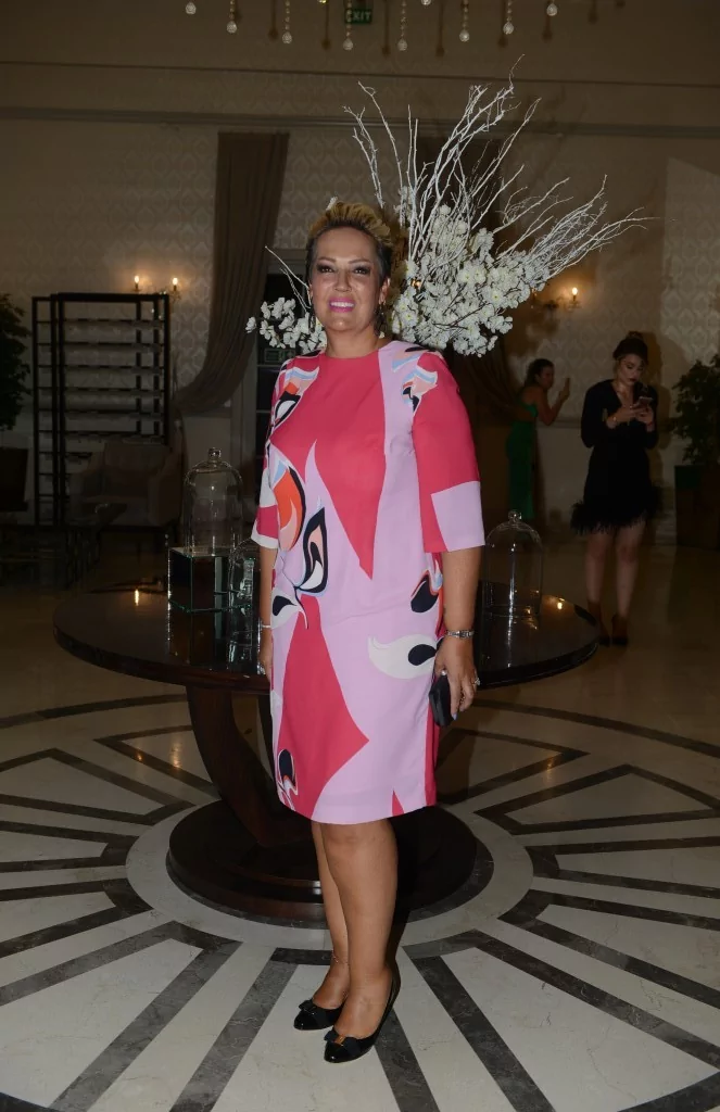 Emrah Efe onuruna görkemli gece