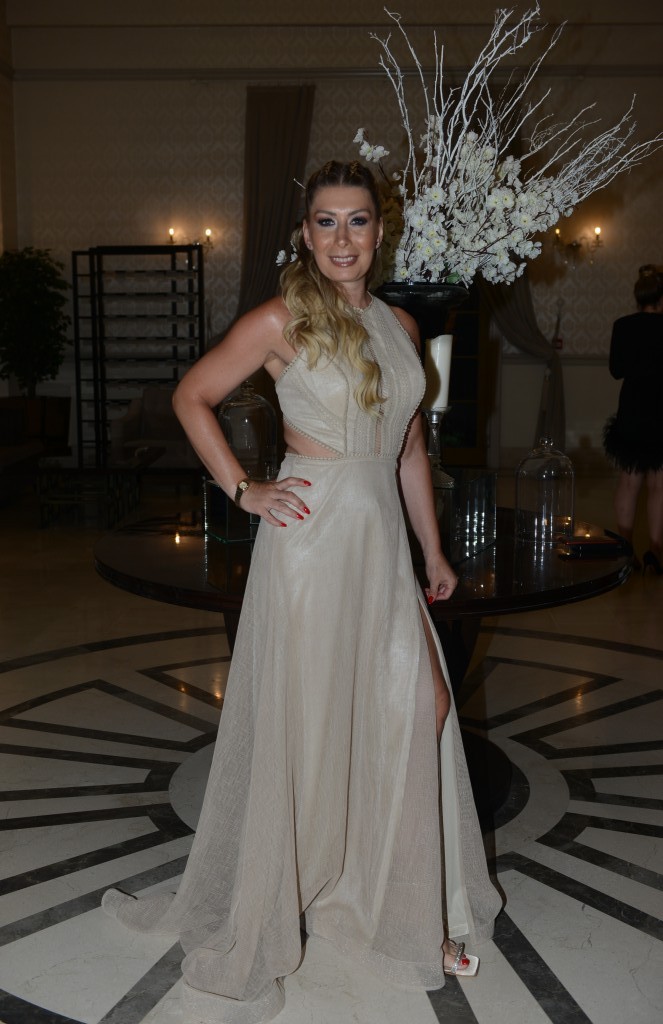 Emrah Efe onuruna görkemli gece