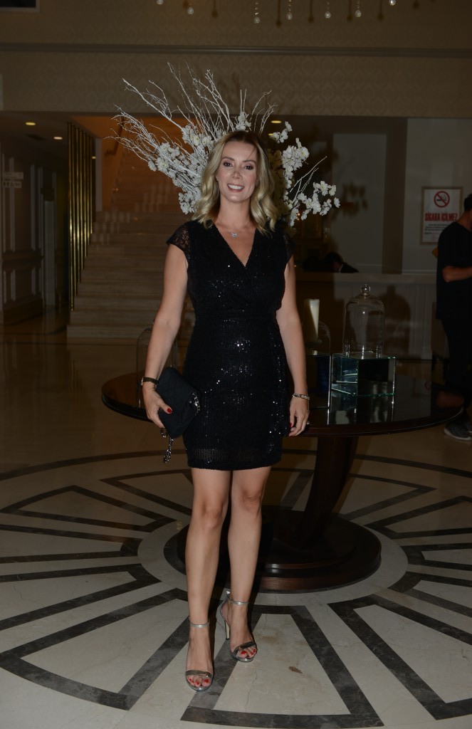 Emrah Efe onuruna görkemli gece