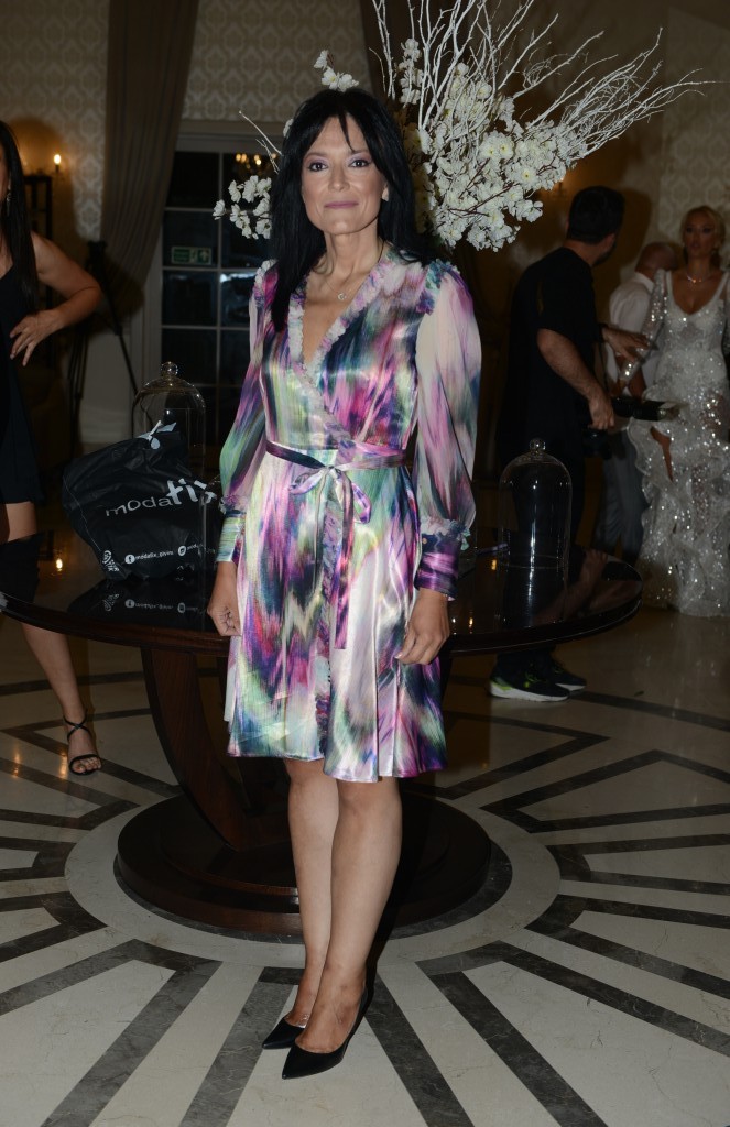 Emrah Efe onuruna görkemli gece