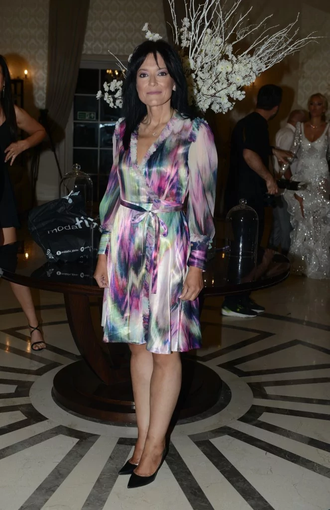 Emrah Efe onuruna görkemli gece