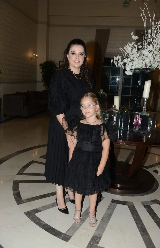 Emrah Efe onuruna görkemli gece