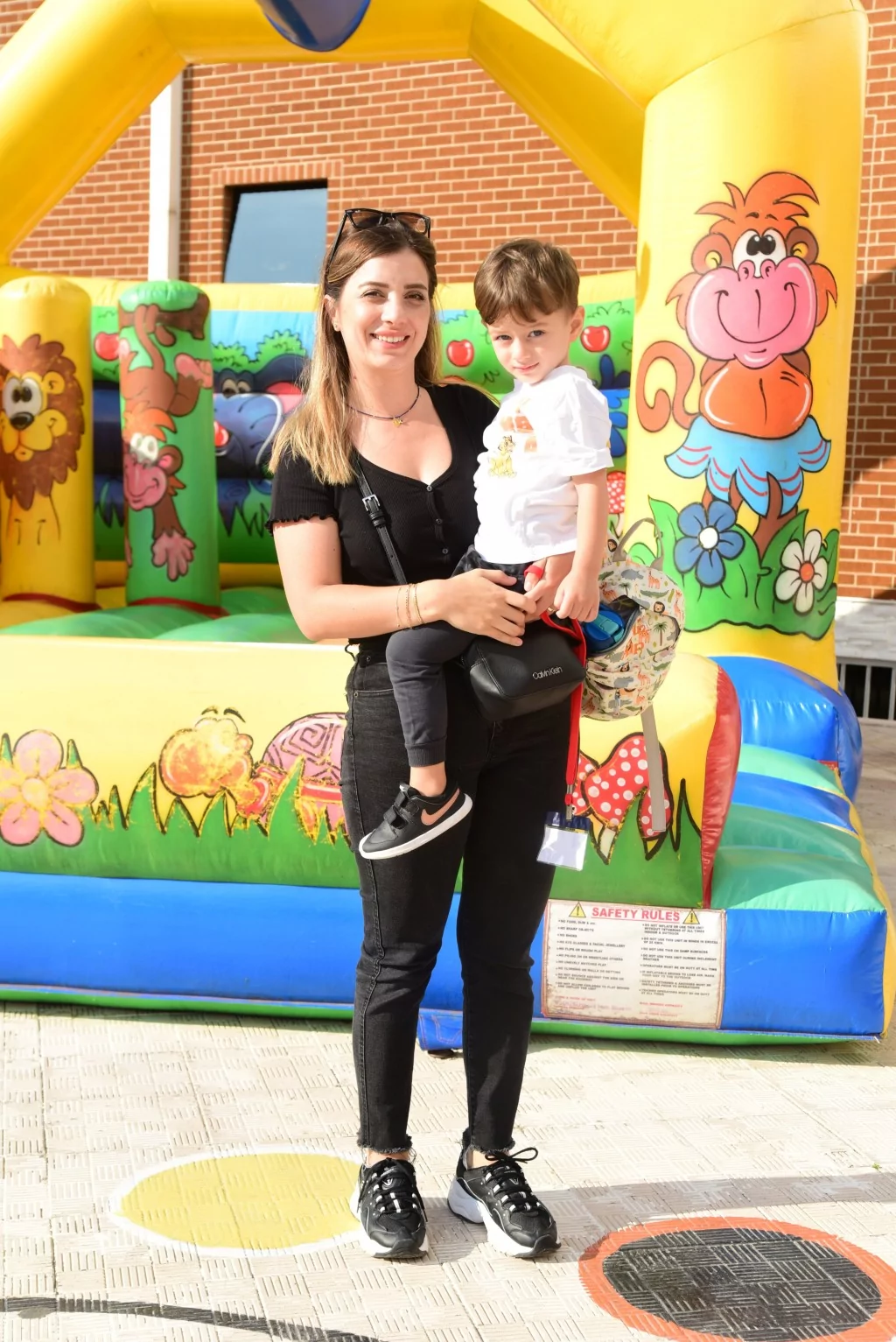 Egeberk'te ders zili çaldı... Miniklerden okula eğlenceli merhaba