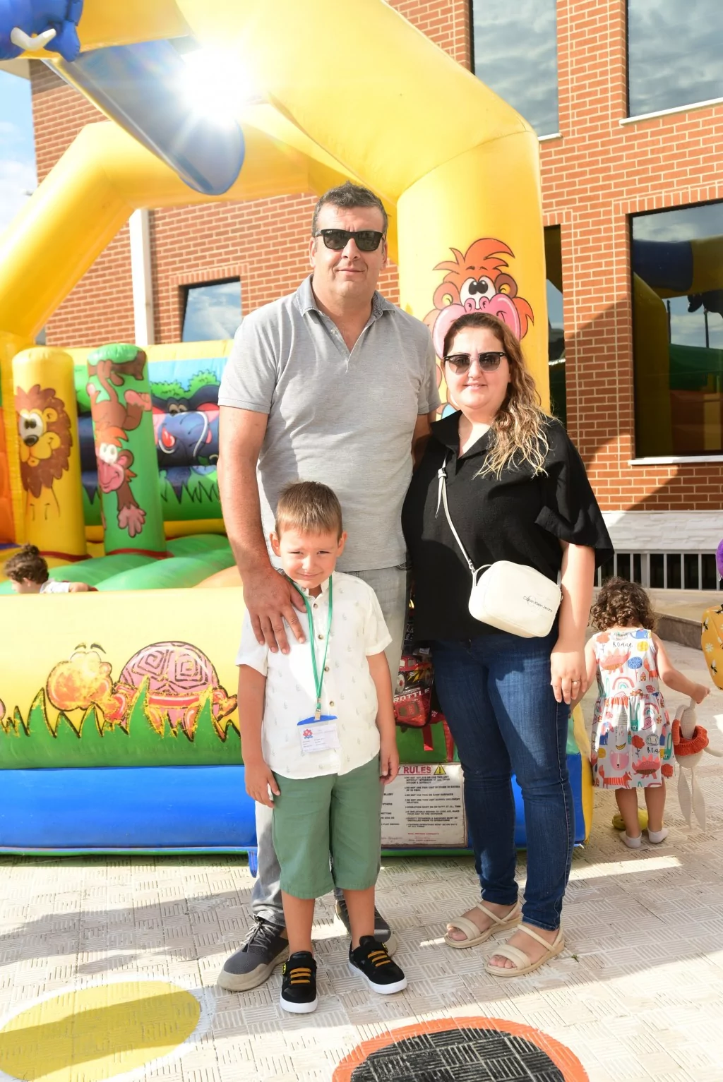 Egeberk'te ders zili çaldı... Miniklerden okula eğlenceli merhaba