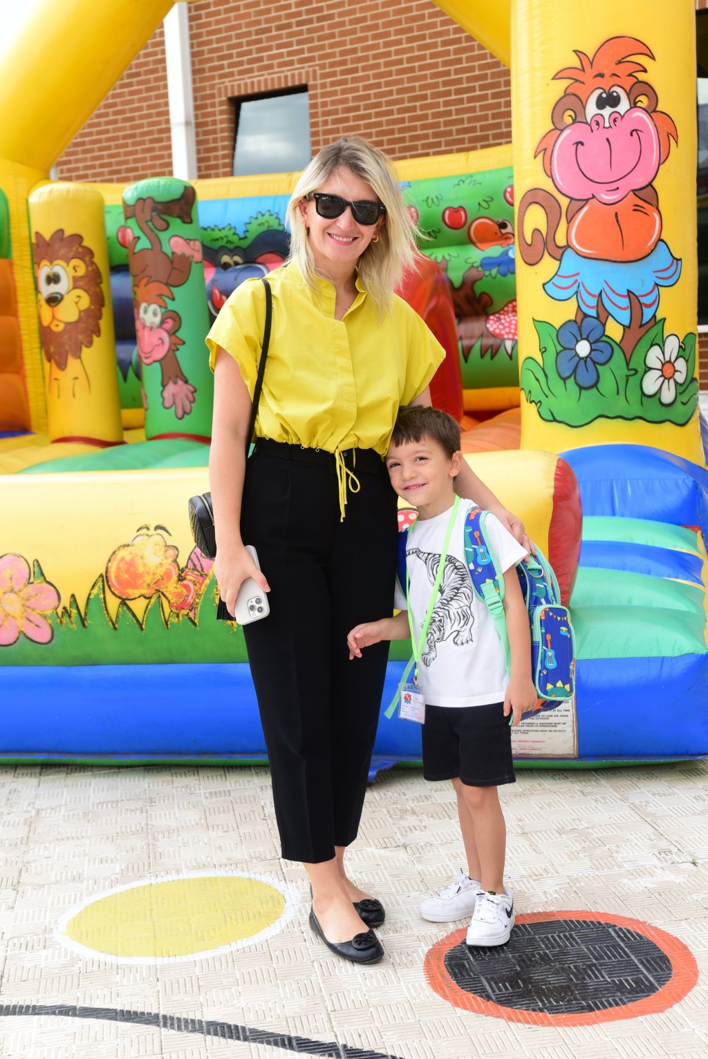 Egeberk'te ders zili çaldı... Miniklerden okula eğlenceli merhaba