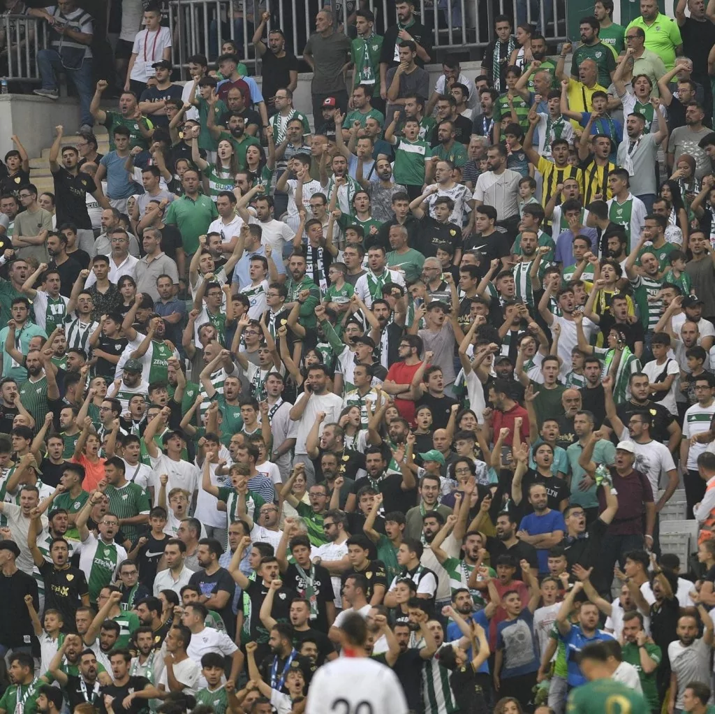 Bursaspor-Batman Petrol Spor maçının fotoğraflı hikayesi