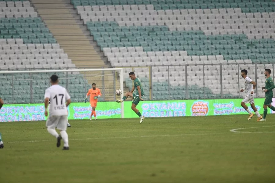 Bursaspor-Batman Petrol Spor maçının fotoğraflı hikayesi