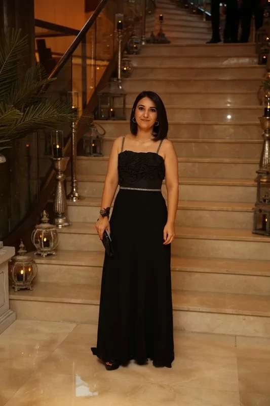 Dokuz şahitli nikah! Balayı Maldivler'de