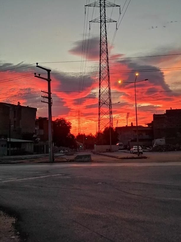 Bursa'da güneşle bulutlar kartpostallık görüntüler oluşturdu