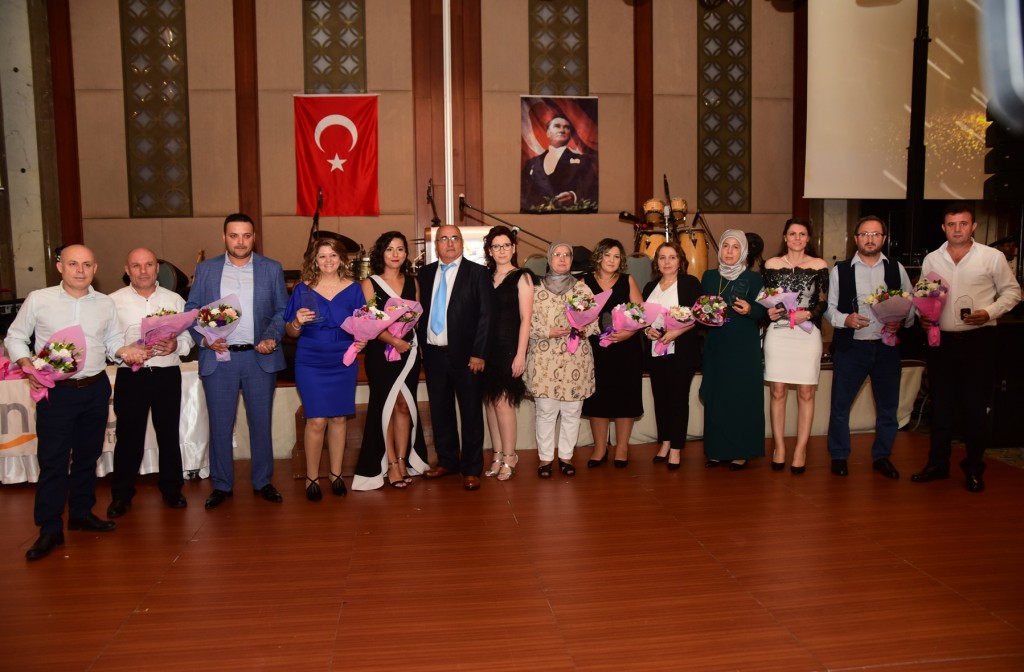 İnova Otomotiv'den 15. yıla görkemli kutlama