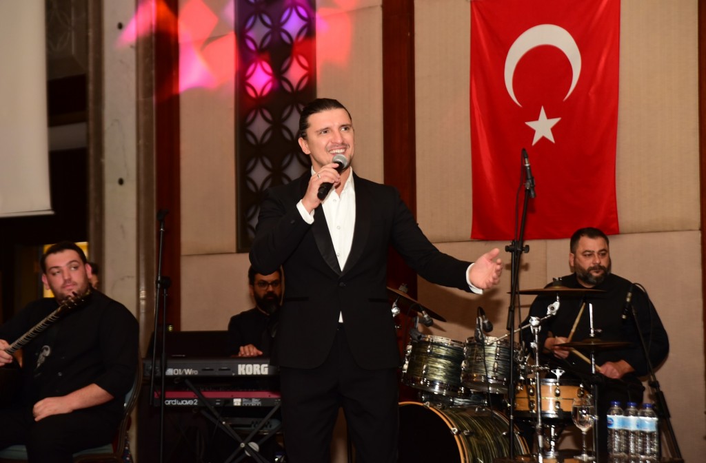 İnova Otomotiv'den 15. yıla görkemli kutlama