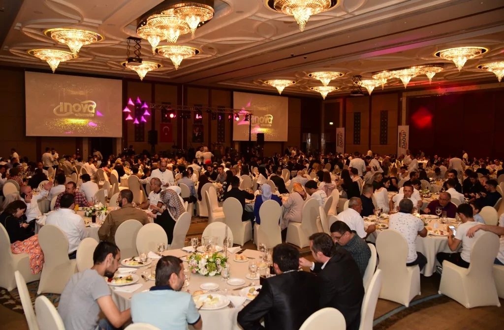 İnova Otomotiv'den 15. yıla görkemli kutlama