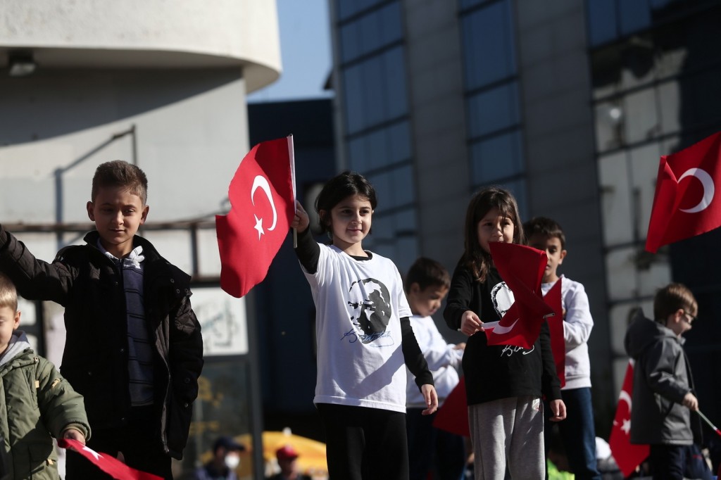 Cumhuriyet'in 99. yılı Bursa'da coşkuyla kutlandı