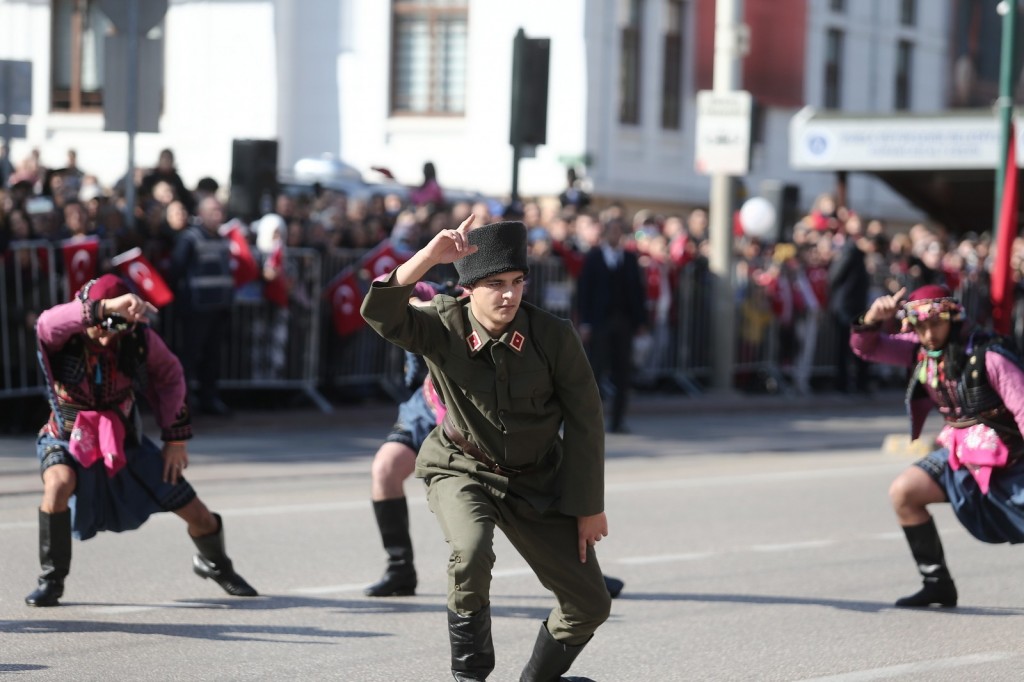 Cumhuriyet'in 99. yılı Bursa'da coşkuyla kutlandı