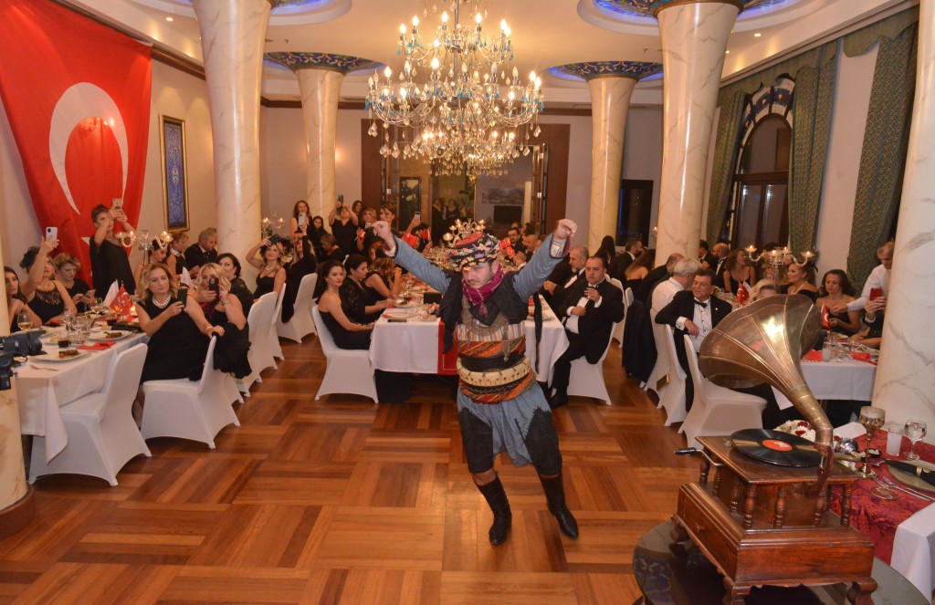 YASAV'dan Cumhuriyet'in 99. yılına görkemli kutlama