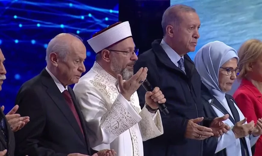 Bursa'da 60 yıllık hayal gerçek oldu! Togg'un ilk aracı banttan indi