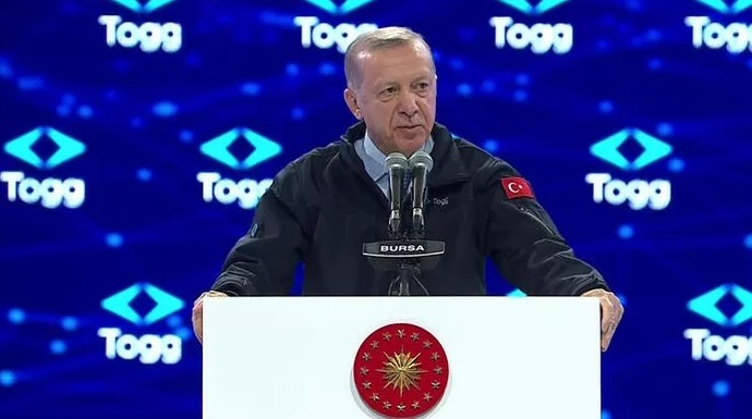 Bursa'da 60 yıllık hayal gerçek oldu! Togg'un ilk aracı banttan indi