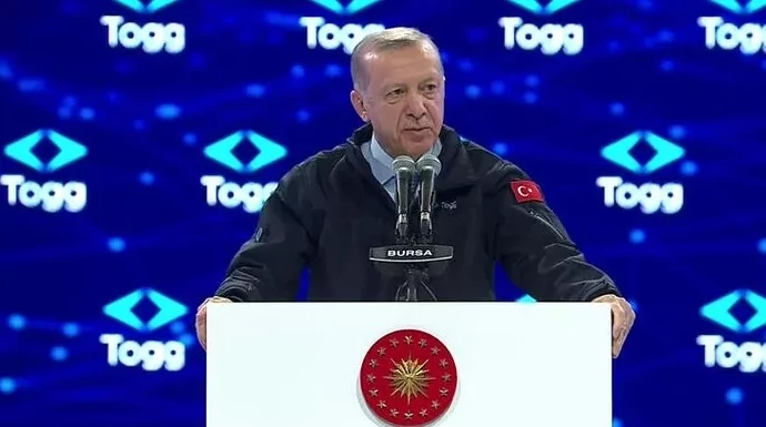 Bursa'da 60 yıllık hayal gerçek oldu! Togg'un ilk aracı banttan indi