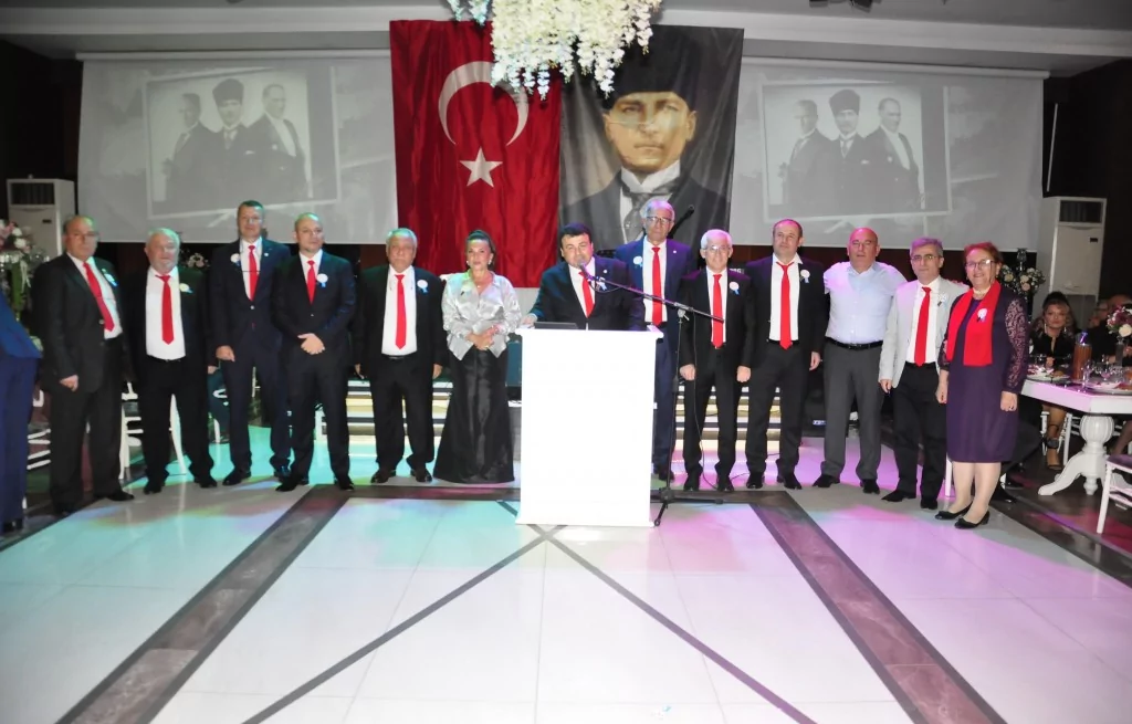 Cumhuriyetimizin 99. Yılını kutladılar