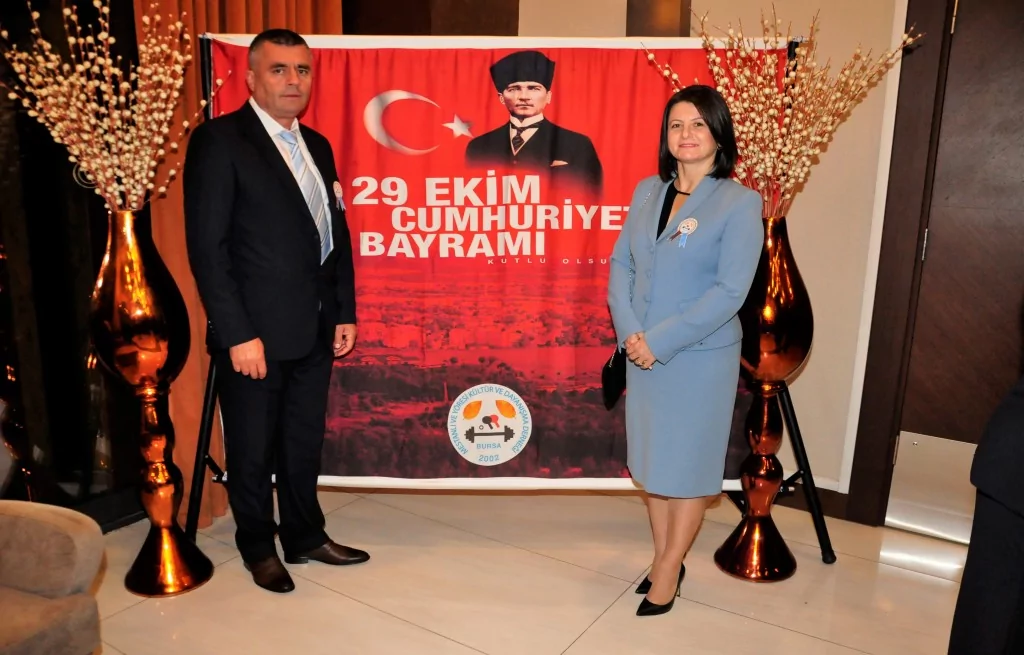 Cumhuriyetimizin 99. Yılını kutladılar