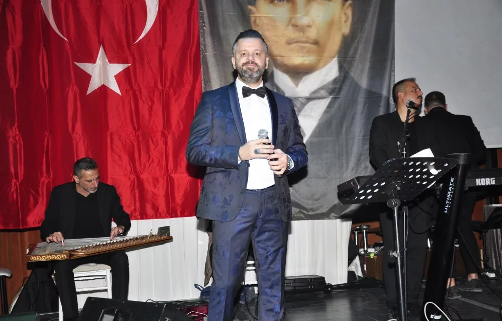 Cumhuriyetimizin 99. Yılını kutladılar