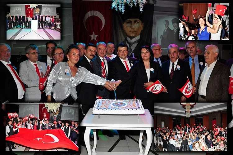 Cumhuriyetimizin 99. Yılını kutladılar