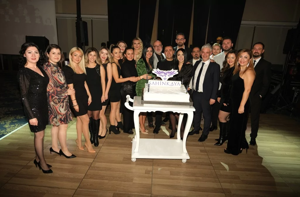 Öğretmenler Günü'nde Görkemli Kutlama