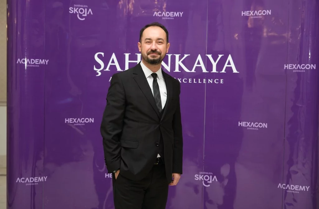 Öğretmenler Günü'nde Görkemli Kutlama