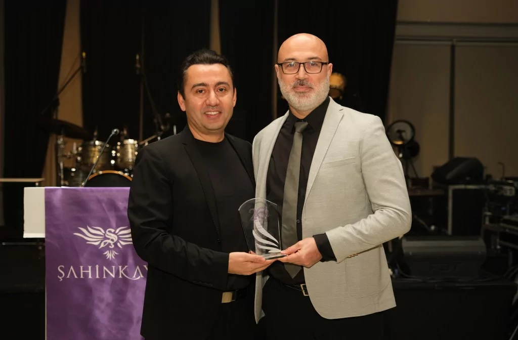 Öğretmenler Günü'nde Görkemli Kutlama