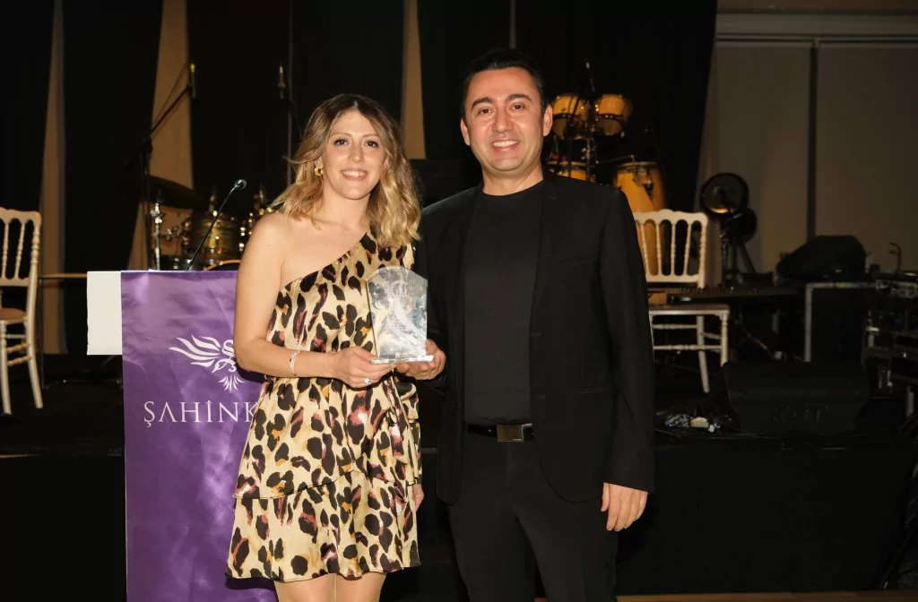 Öğretmenler Günü'nde Görkemli Kutlama