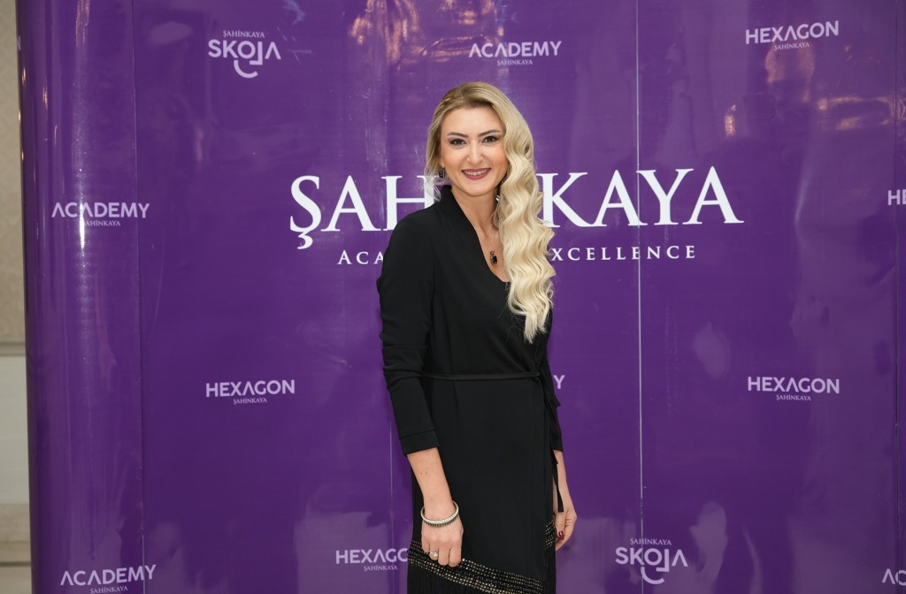 Öğretmenler Günü'nde Görkemli Kutlama