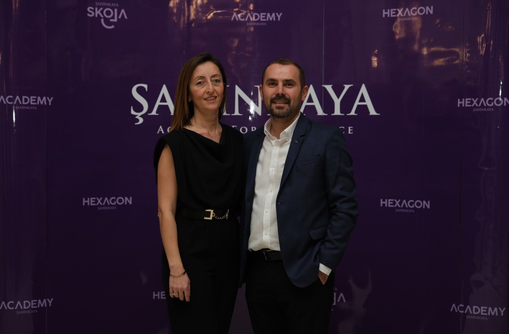 Öğretmenler Günü'nde Görkemli Kutlama